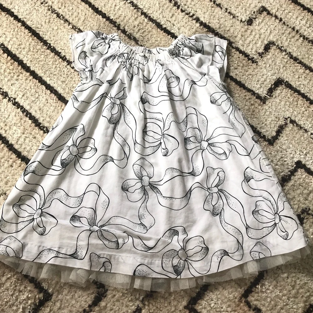 Baby Gap bow dress